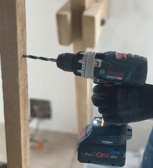 Perceuse et scies trépans