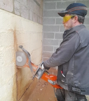 Découpeuse murale