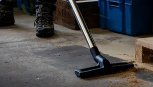 Aspirateur eau et poussières